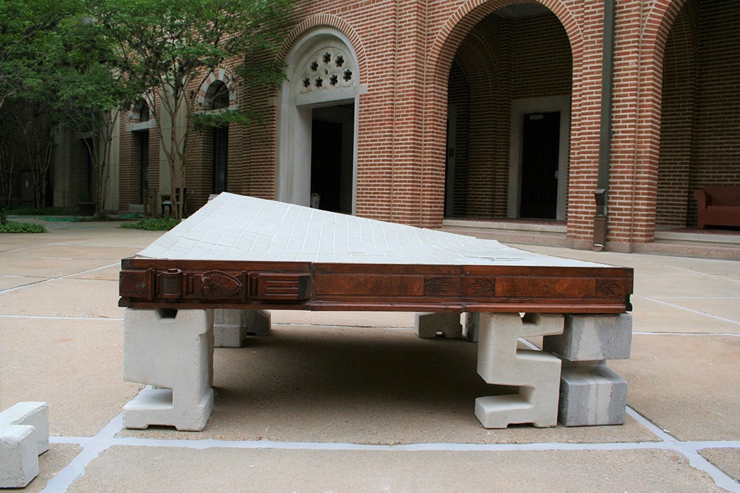 Alternate image of sculpture